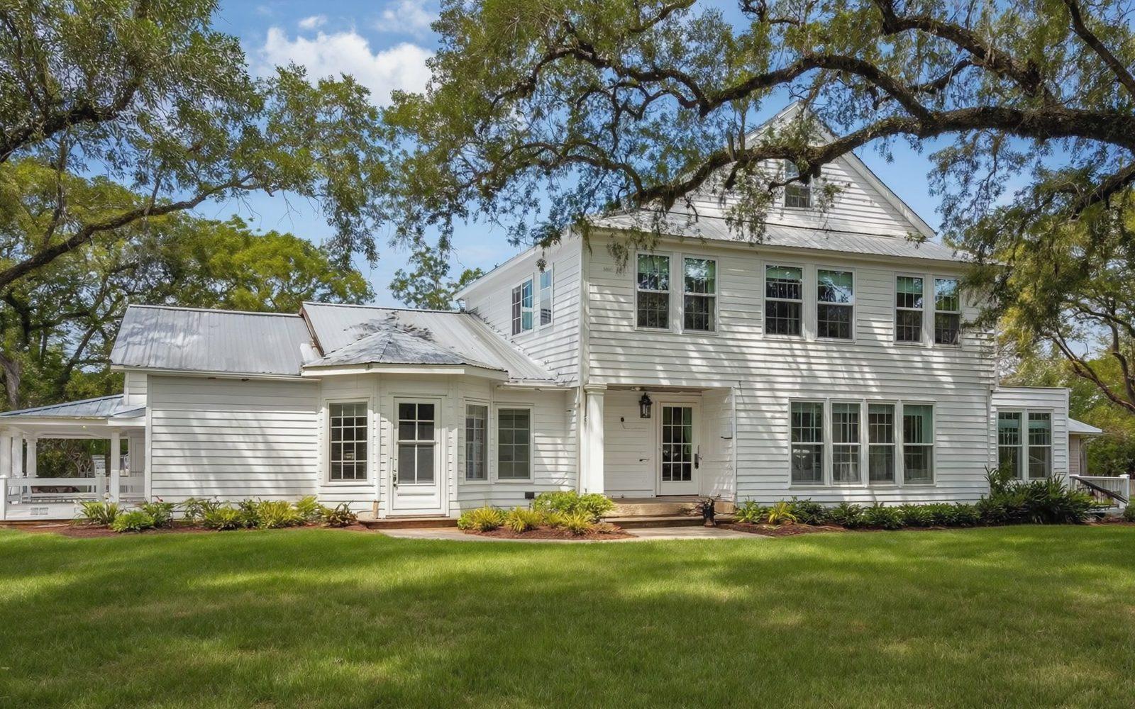 Clean Florida home exterior after soft wash